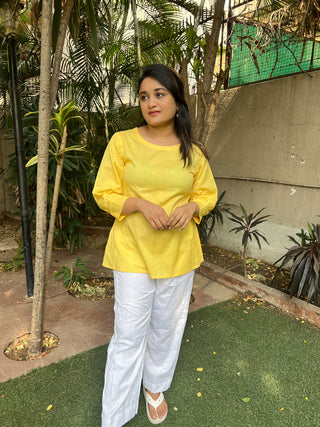 Pastel yellow Top