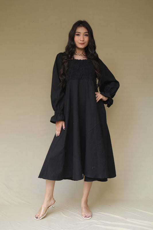 Black smoky long dress