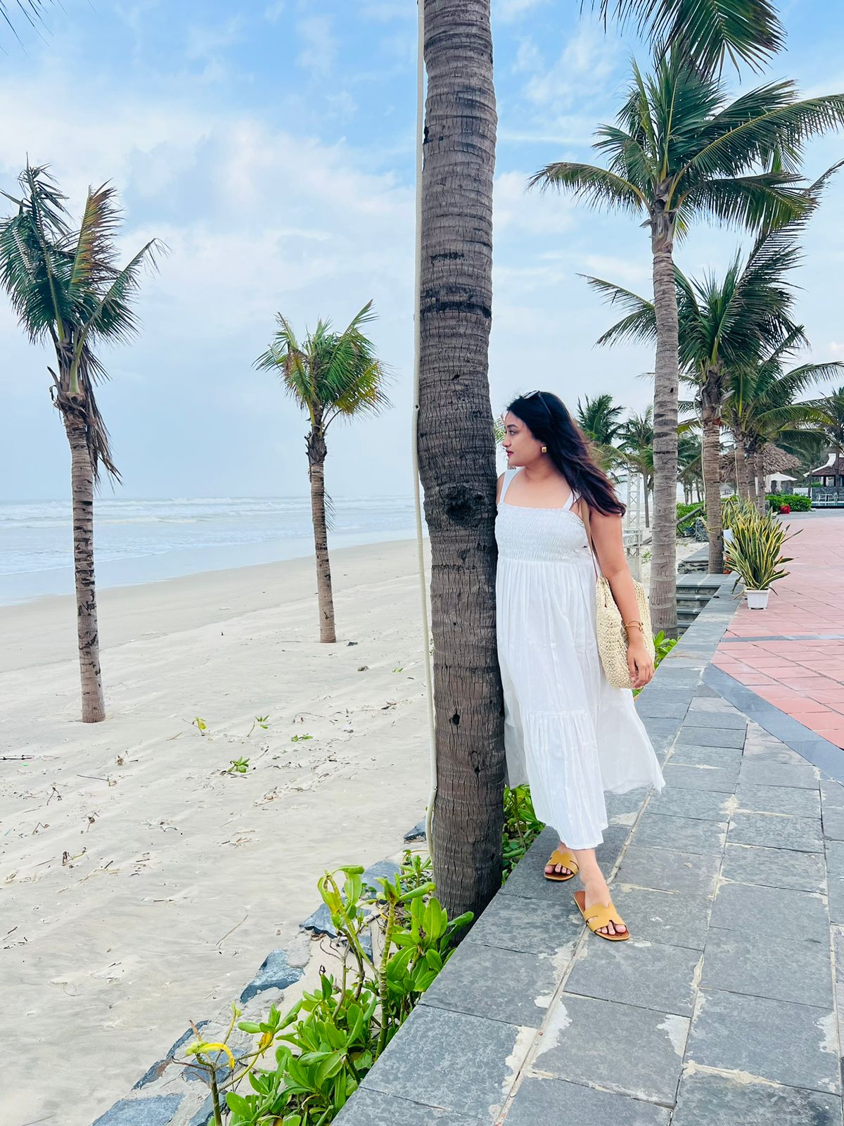 White Smoking Beach Dress